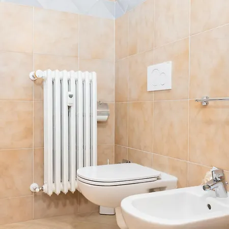Apartment 1min From Bernina Express - Mountain View - Ac - Wifi Tirano