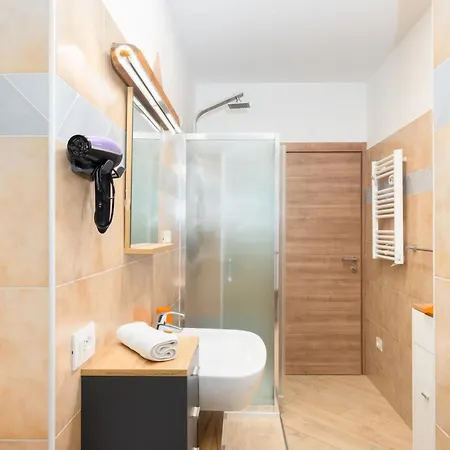 1min From Bernina Express - Mountain View - Ac - Wifi Apartment *